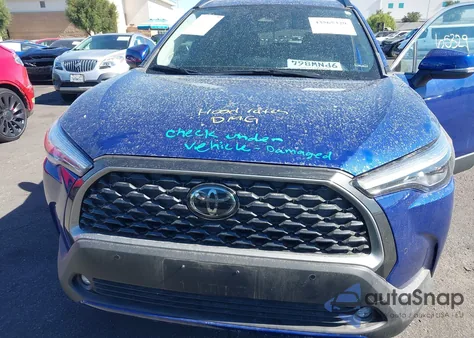 2024 Toyota Corolla Cross Xle from USA, damaged, VIN 7MUDAABG3RV110720